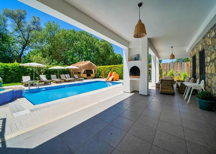 Limon Villa *